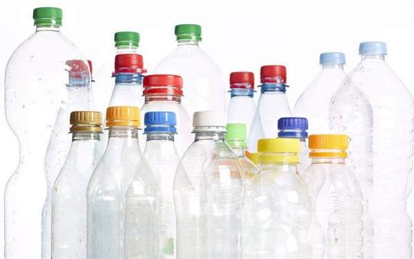 Où acheter des bouteilles plastiques en quantité ?