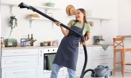 L’aspirateur laveur : L’appareil indispensable pour garder le sol de sa cuisine impeccable !