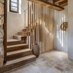 Comment rendre un escalier en bois silencieux grâce au WD-40 et à des astuces de bricoleur averti