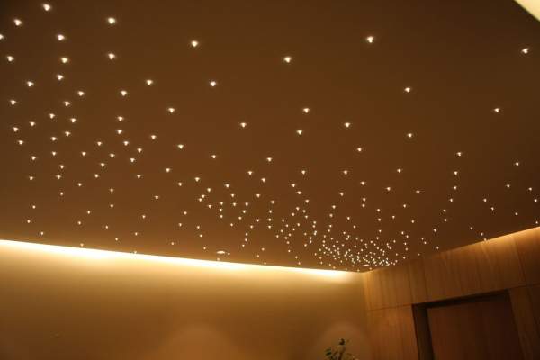 Plafond LED salon