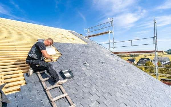 Tuiles, ardoises et zinc : les secrets des meilleurs artisans couvreurs de l’Essonne pour une toiture à toute épreuve