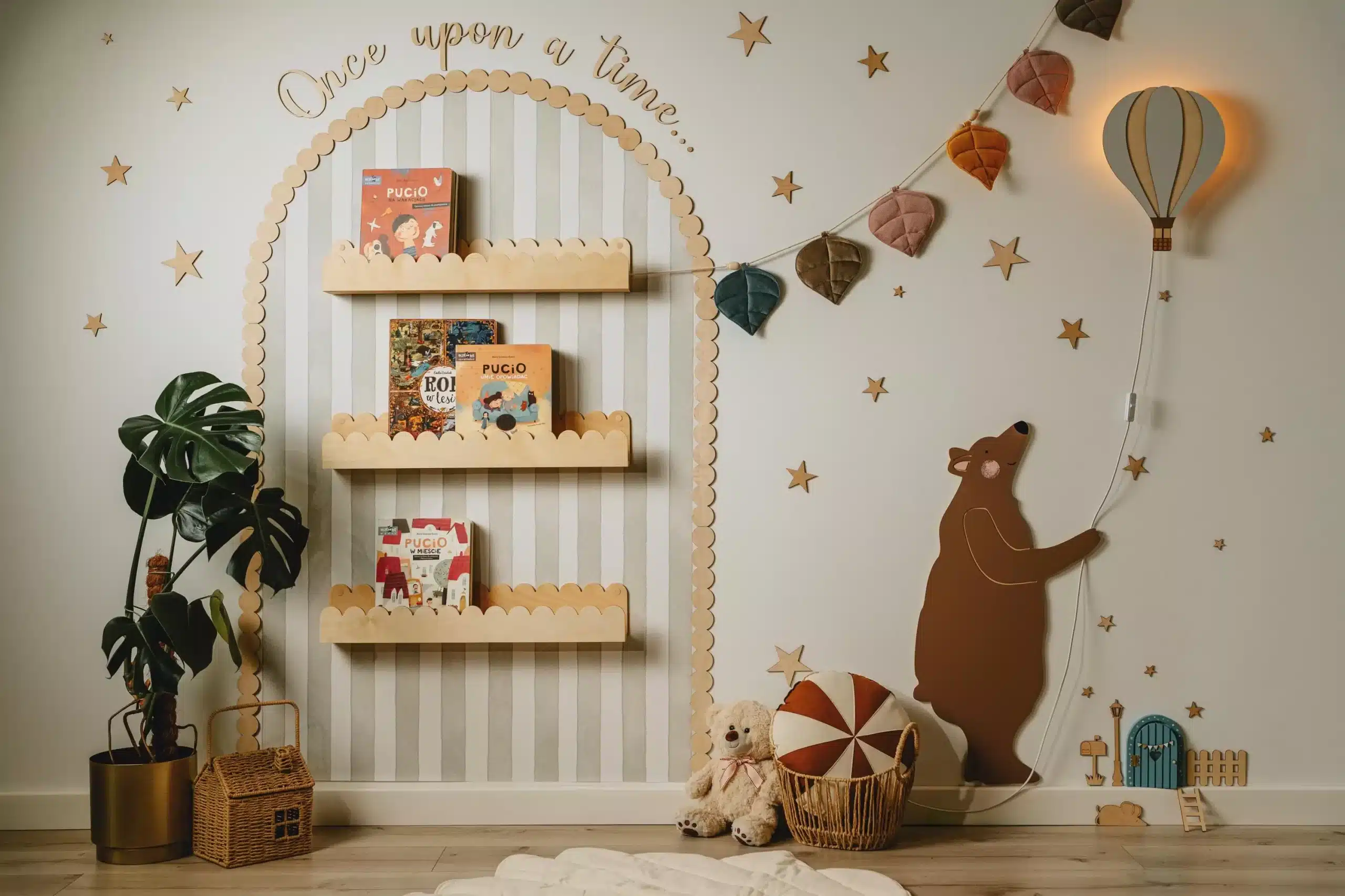 Étagère murale enfant bois