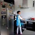 Aide ménage à domicile : tout ce qu&rsquo;il faut savoir pour déléguer l&rsquo;entretien de son intérieur