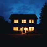 Maison sombre : comment gagner en luminosité ?