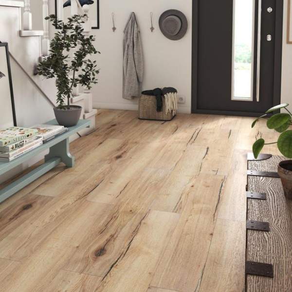 Comparaison parquet stratifié sol PVC