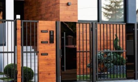 Portail aluminium standard ou sur mesure, quelle solution choisir ?